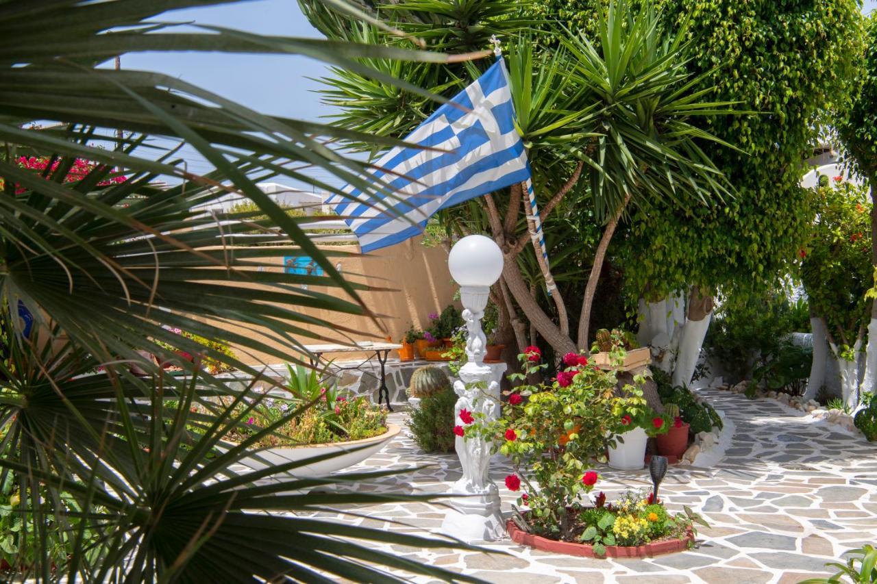 Ricos Two Bedroom House - Naoussa Paros Dış mekan fotoğraf